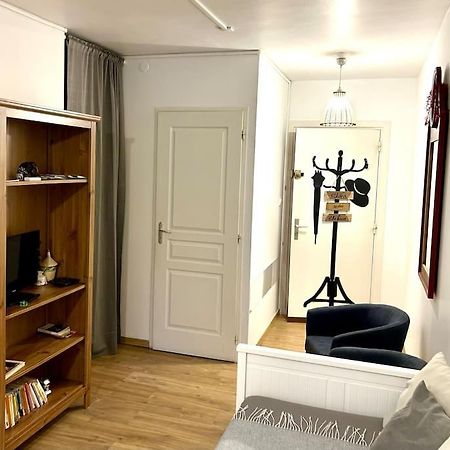 Location Studio, Lyon-La Mulatiere Exteriör bild